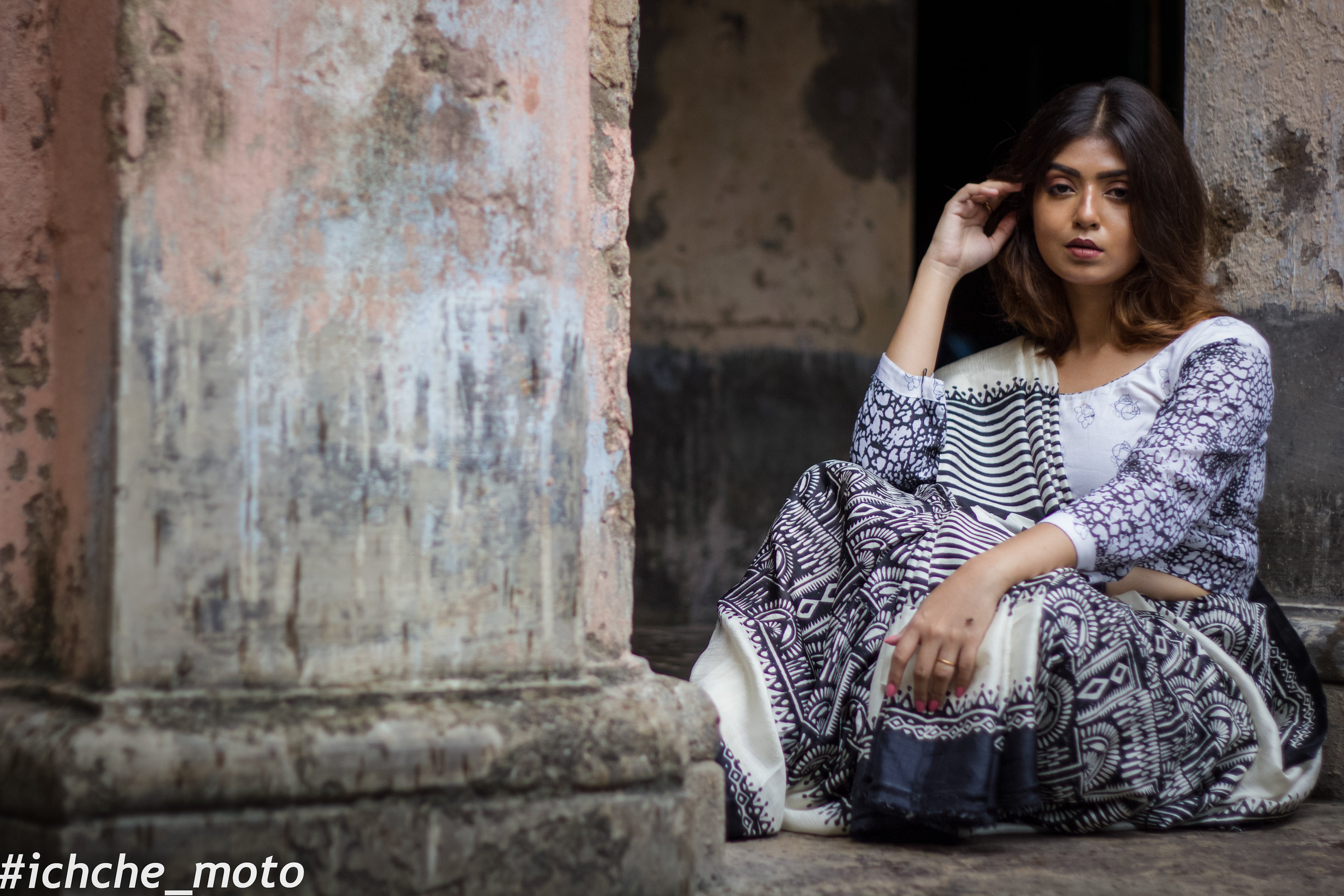 Black & White Printed Silk Saree